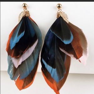 FEATHER EARRINGS